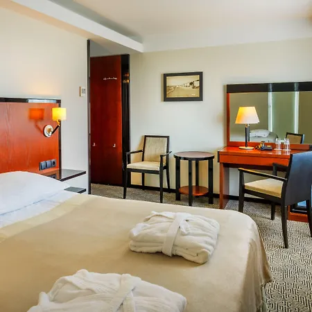 Meresuu & 4* Narva-Joesuu