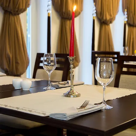 Hotel Meresuu &