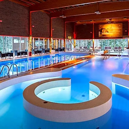 Hotel Meresuu &