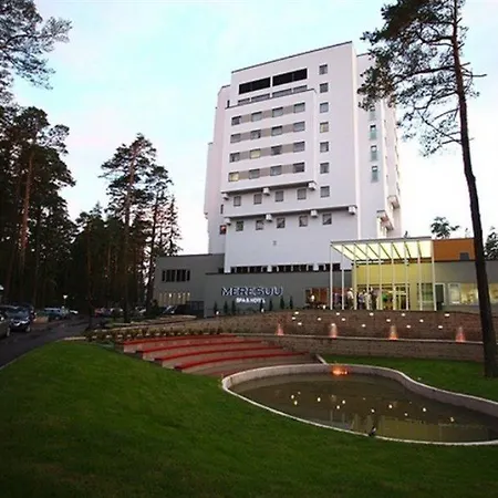 Hotell Meresuu & 4*